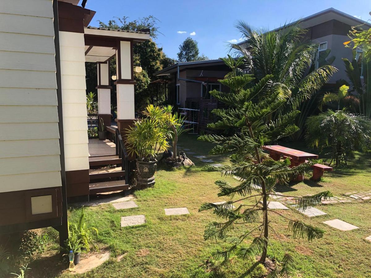 มุกดาสวรรค์ รีสอร์ท - Mukda Sawan Resort Mukdahan Exterior foto